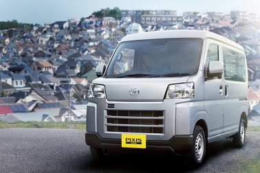 デラックス（CVT・2WD）